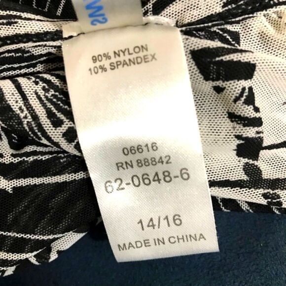 Swimsuits For All Leafs Print Swim Cover-up Dress Size 14/16 - Picture 5 of 7